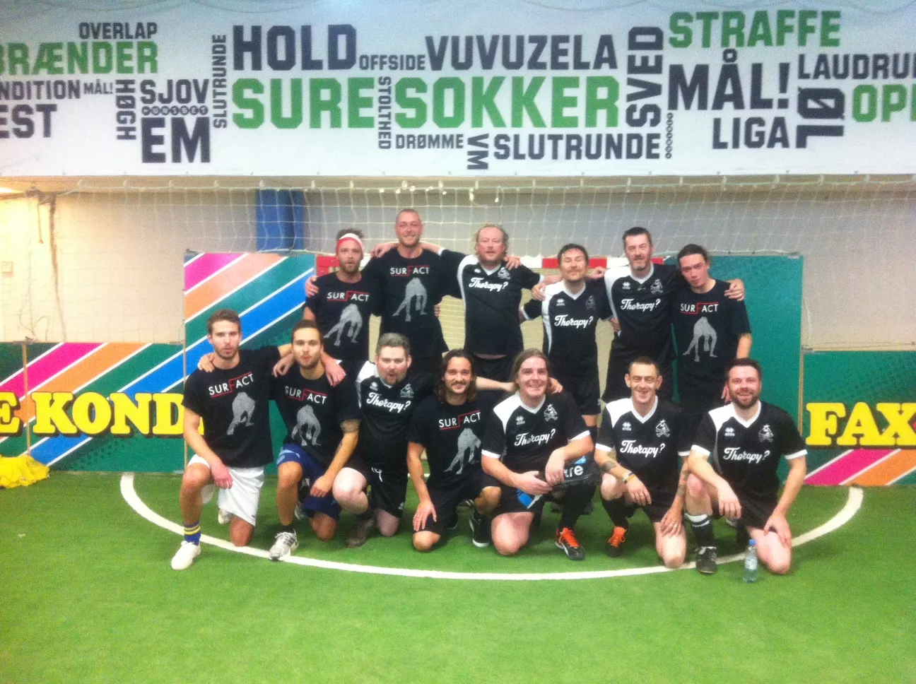 Fodbold- og koncert-dagbog – Therapy vs Surfact