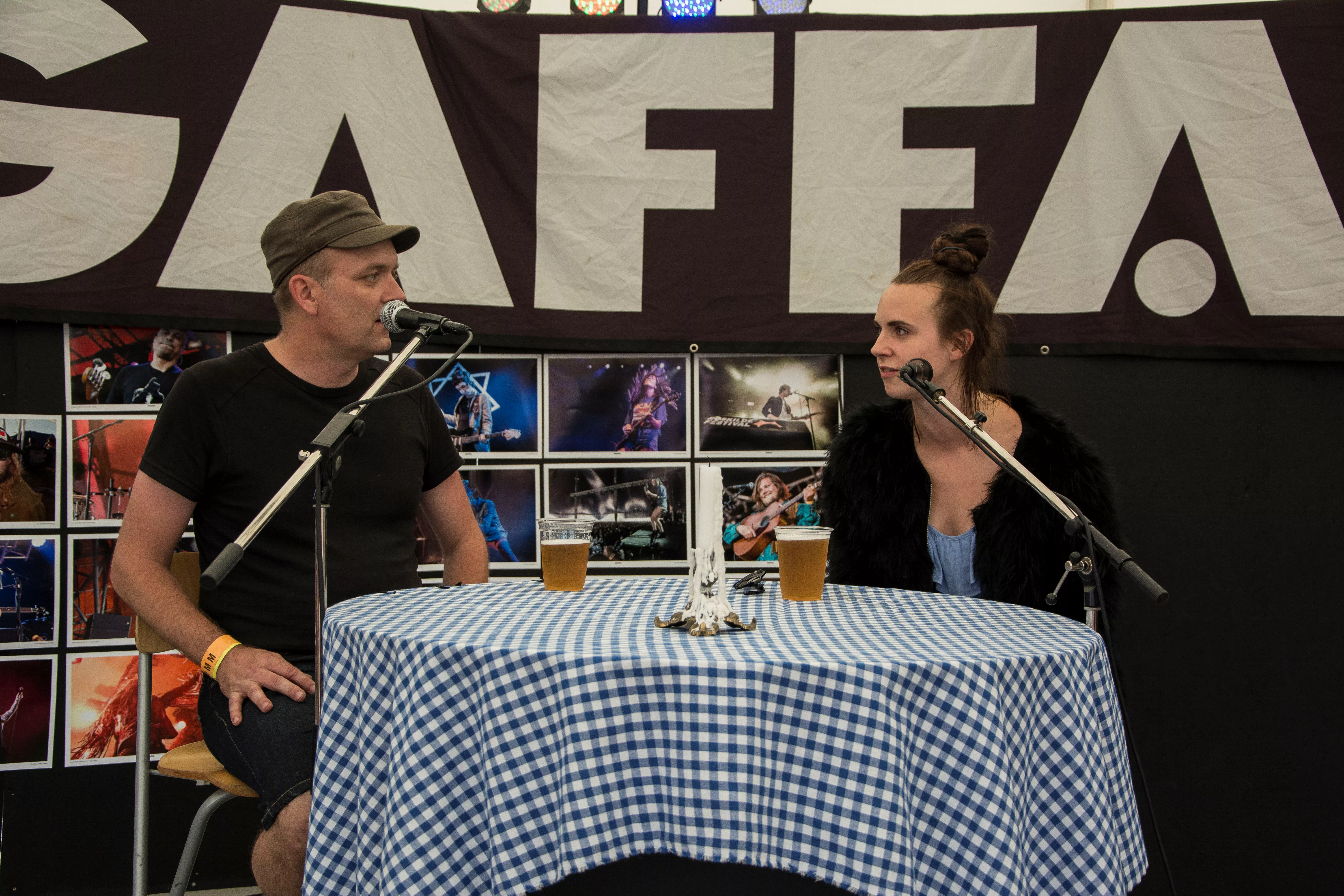 Reportage: MØ blev live-interviewet i GAFFAs stand