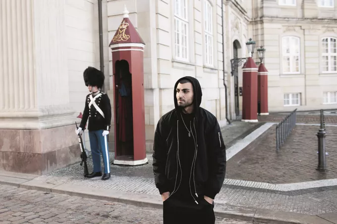 S!vas – Med sproget som brændstof