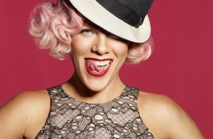 Jyske Bank Boxen, Herning - Pink