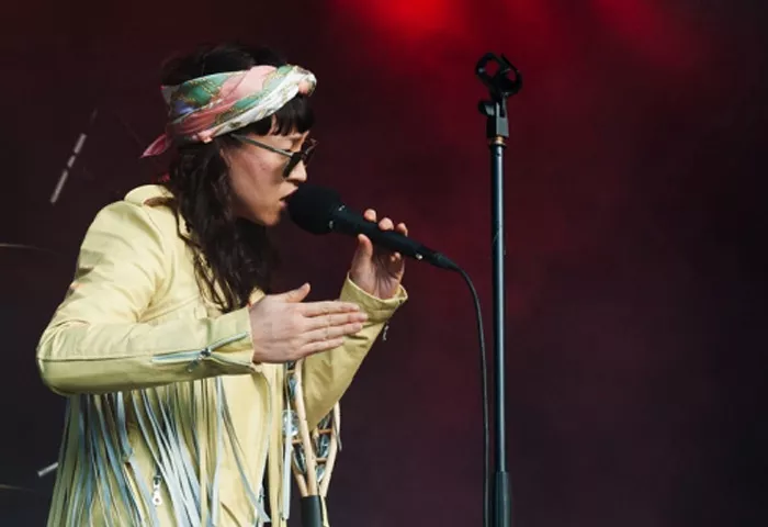 Little Dragon: Popaganda, Stockholm