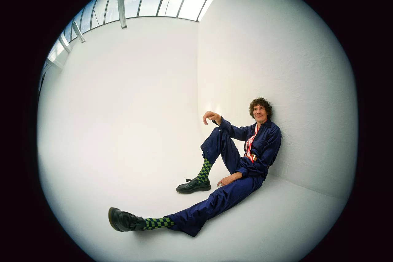 Håkan Hellström släpper ny singel med Noonie Bao