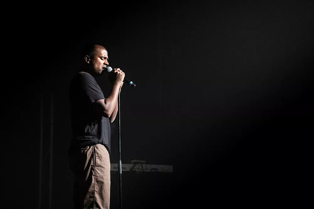 Langstrakt melankoli med fodfejl præger tour-start