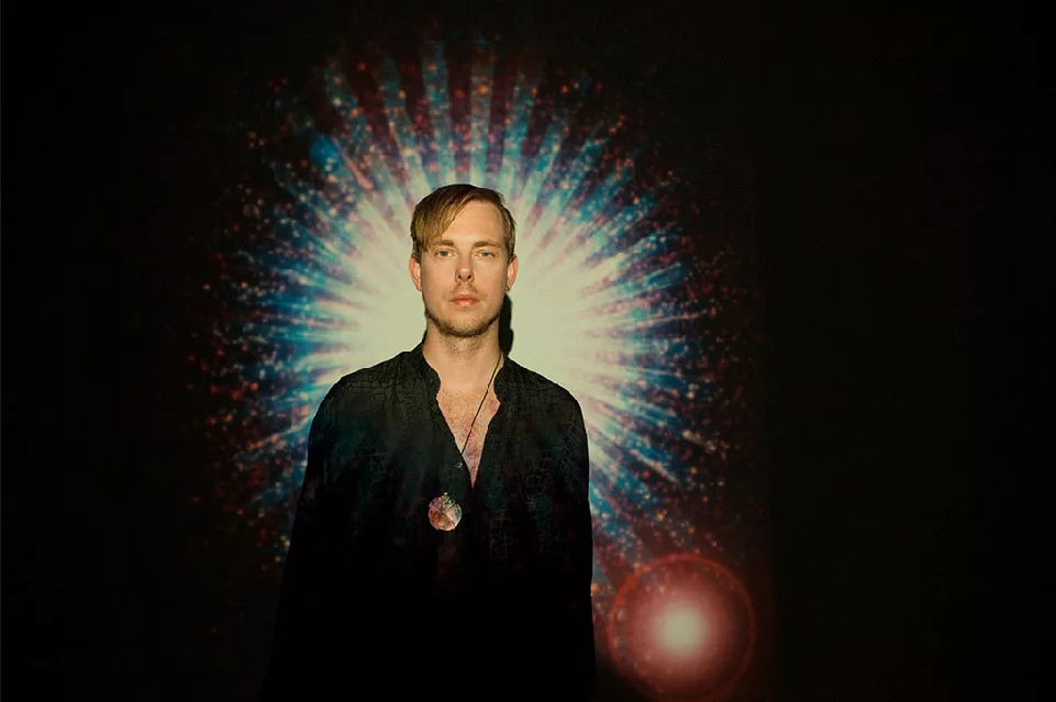 Se Indians og Rumpistol interviewe hinanden