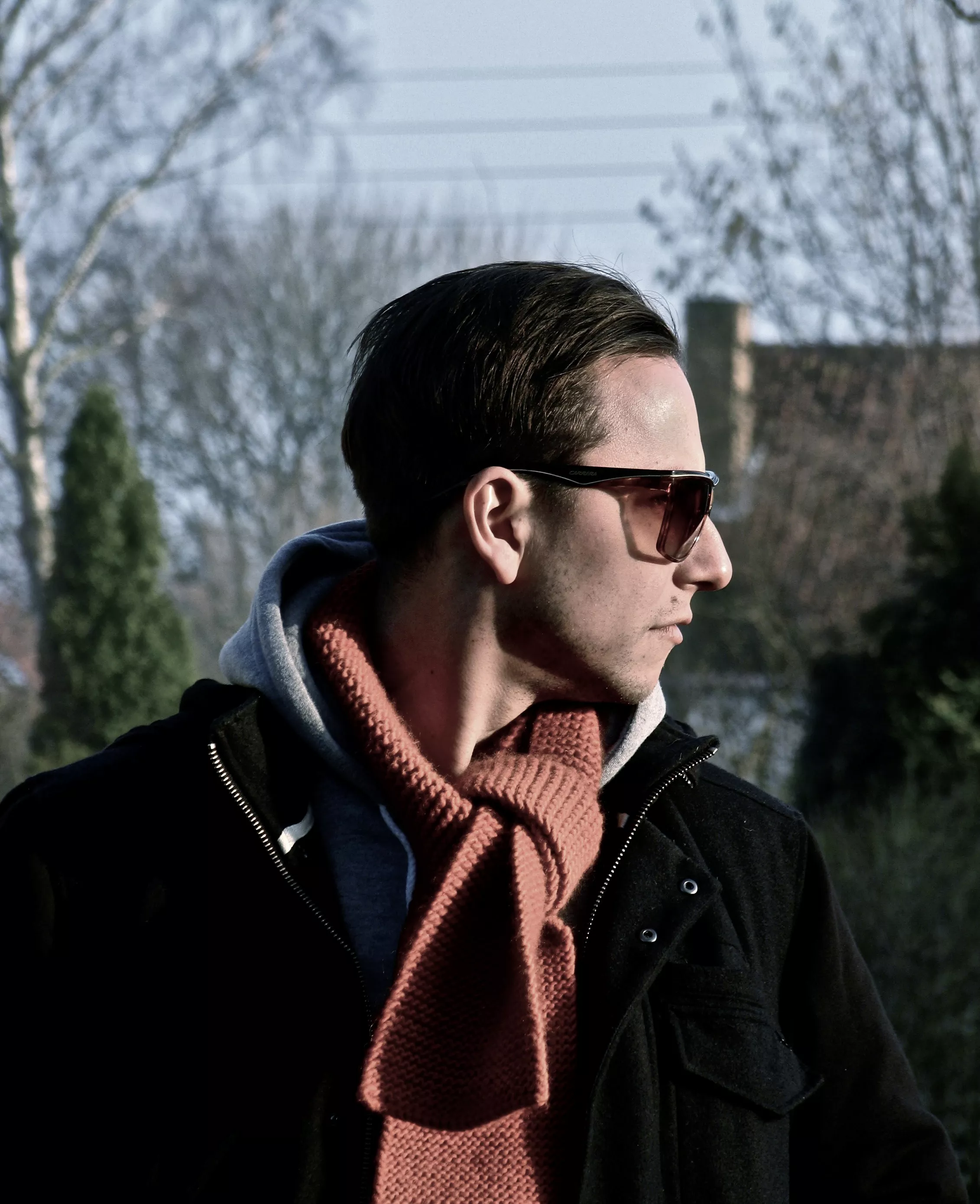 UFO udgiver solodebut