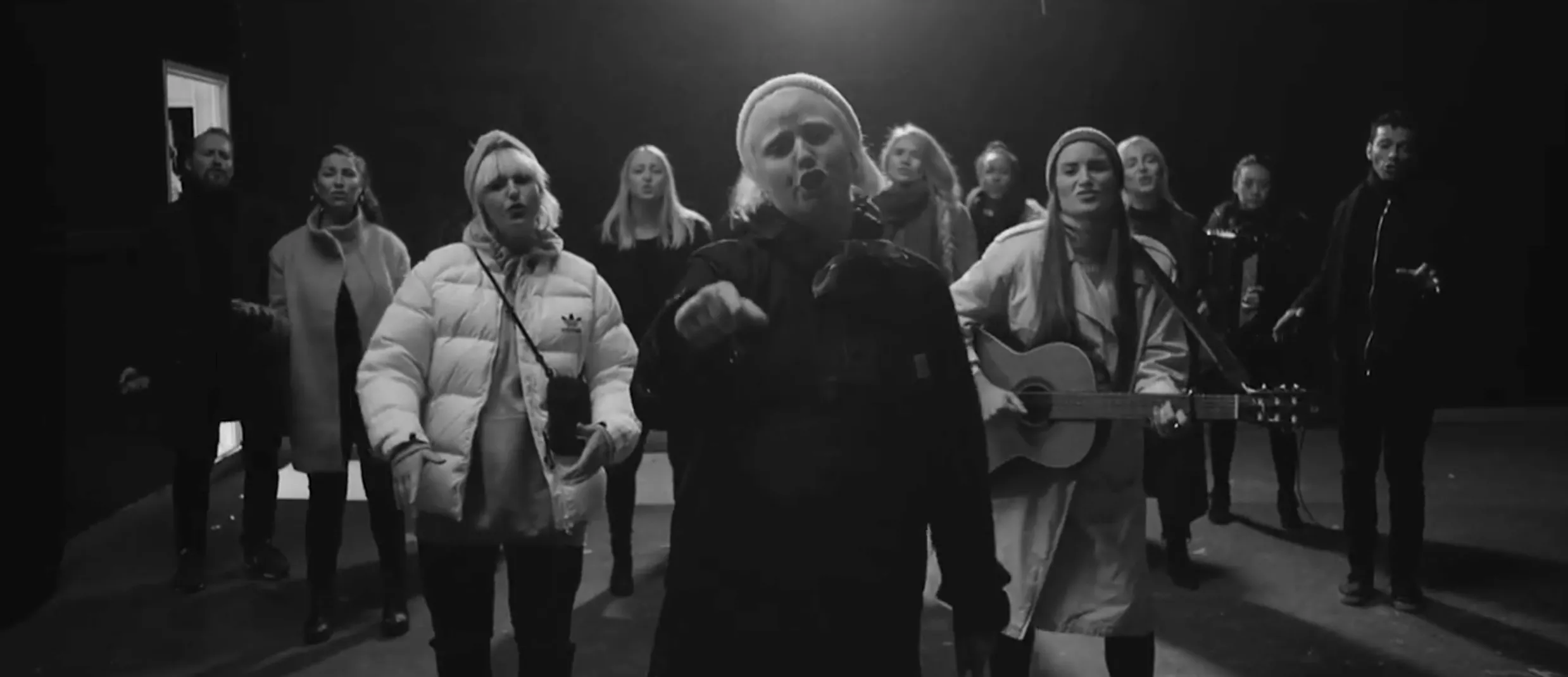"De er ikke bange for at kalde sig et pigeband"