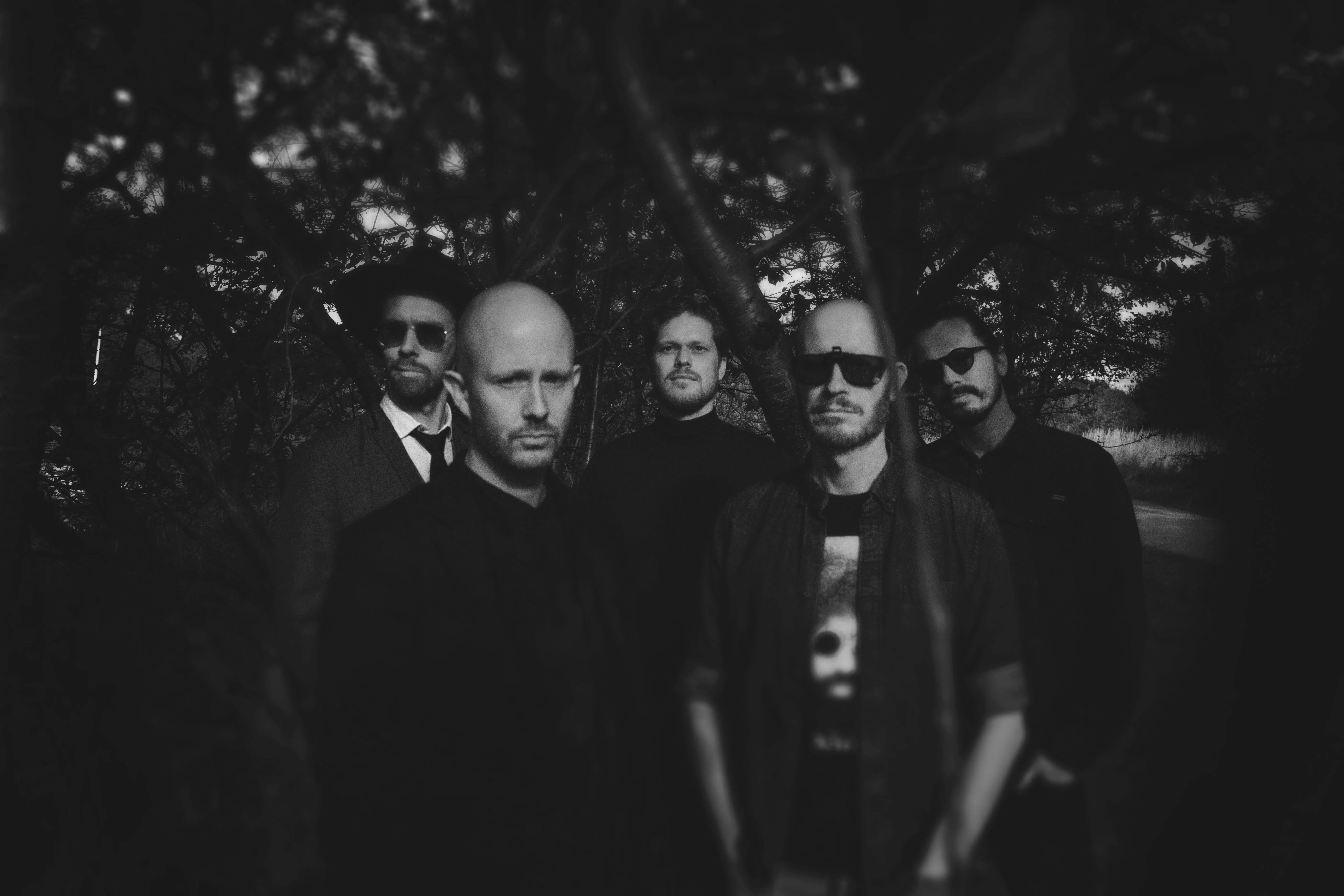 Total anonym postrock that wants to hold meat with a towel