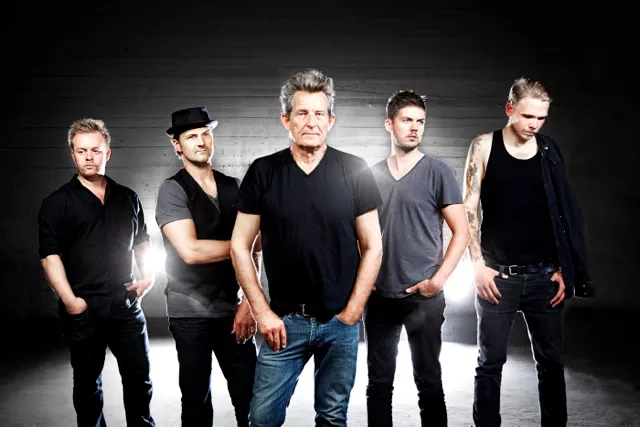 Tidligere Dúné-guitarist spiller for Peter Viskinde