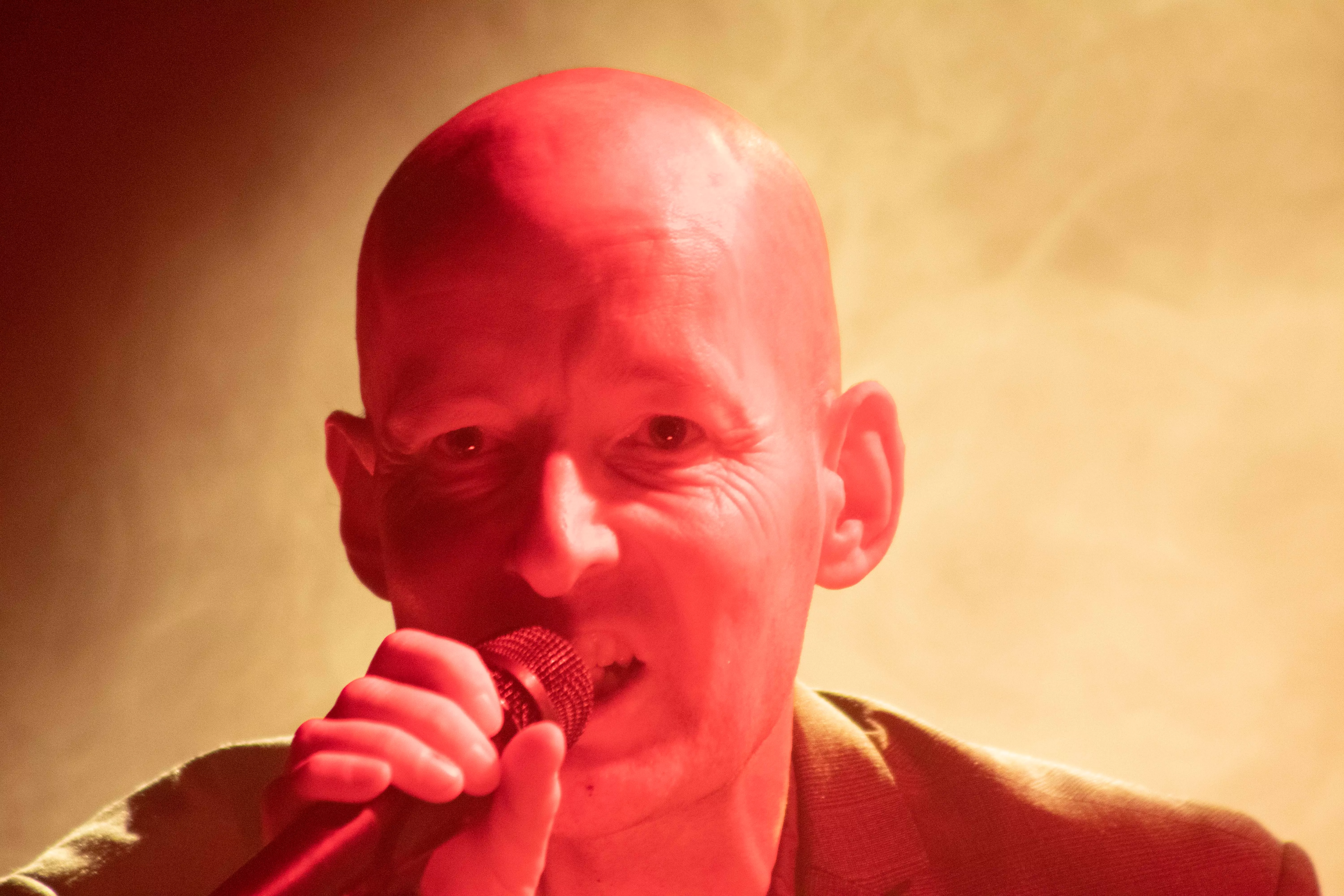 Levende band under fine forhold