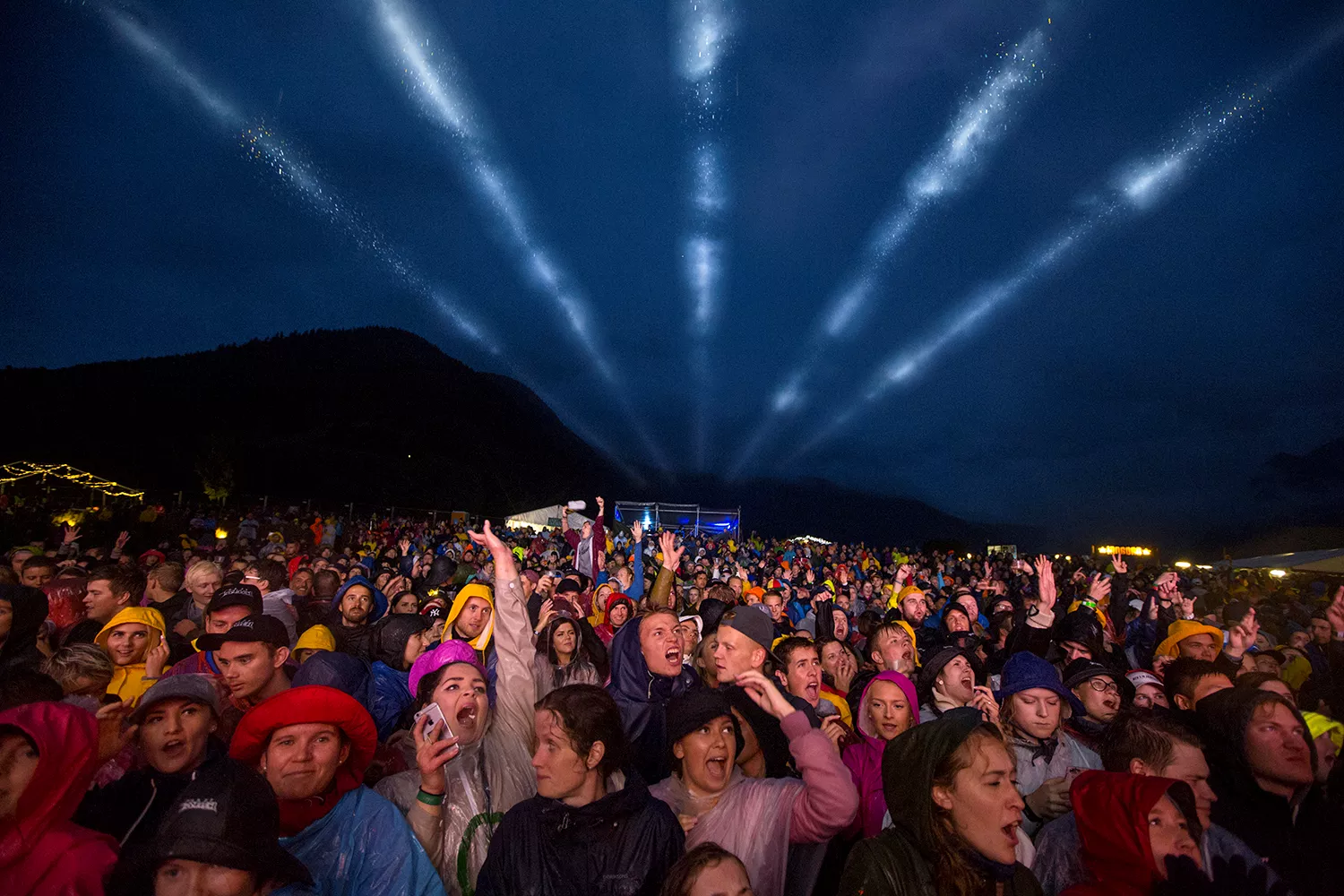 Roper varsko om musikkfestival