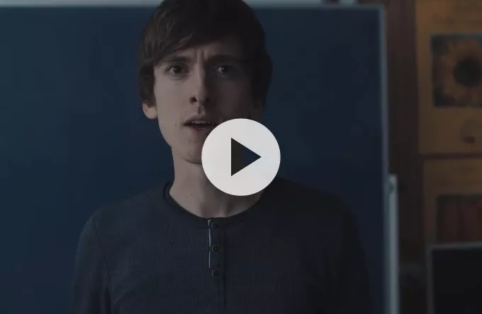 Se ny video fra Mikas, som debuterer på Spot Festival