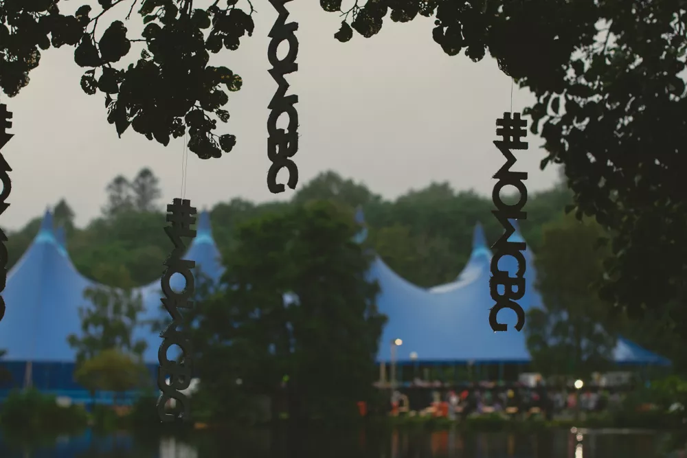 Klimatkompenserar för årets festival