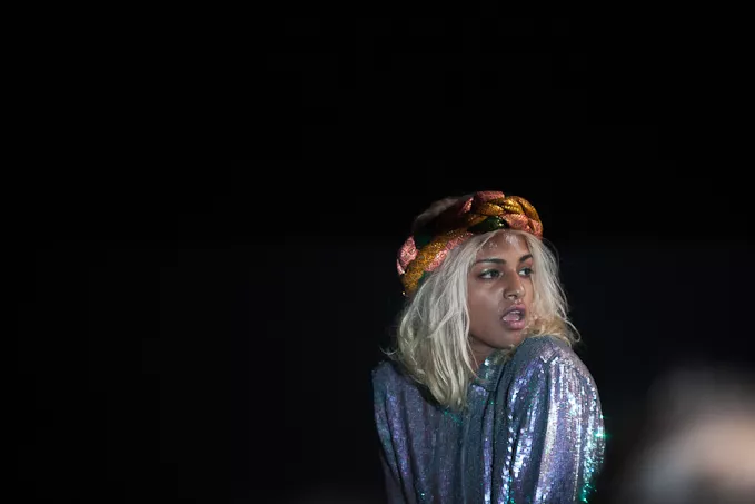 M.I.A. præsenterer den nye single "Bad Girls"
