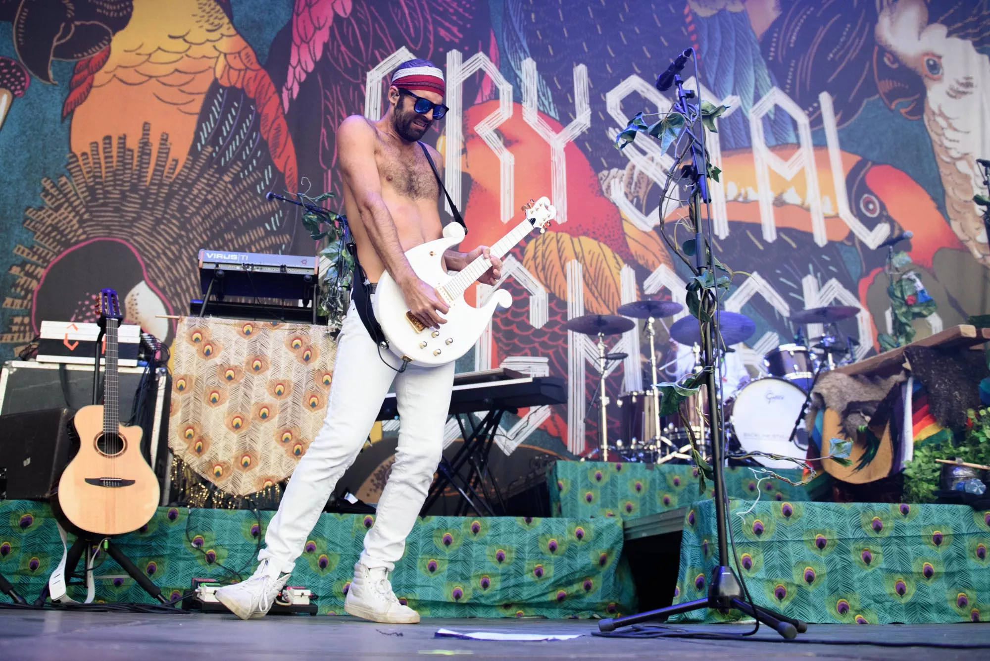 Jag ser hellre Hakelius och Lamotte diskutera kvinnofrågor i Russia Today