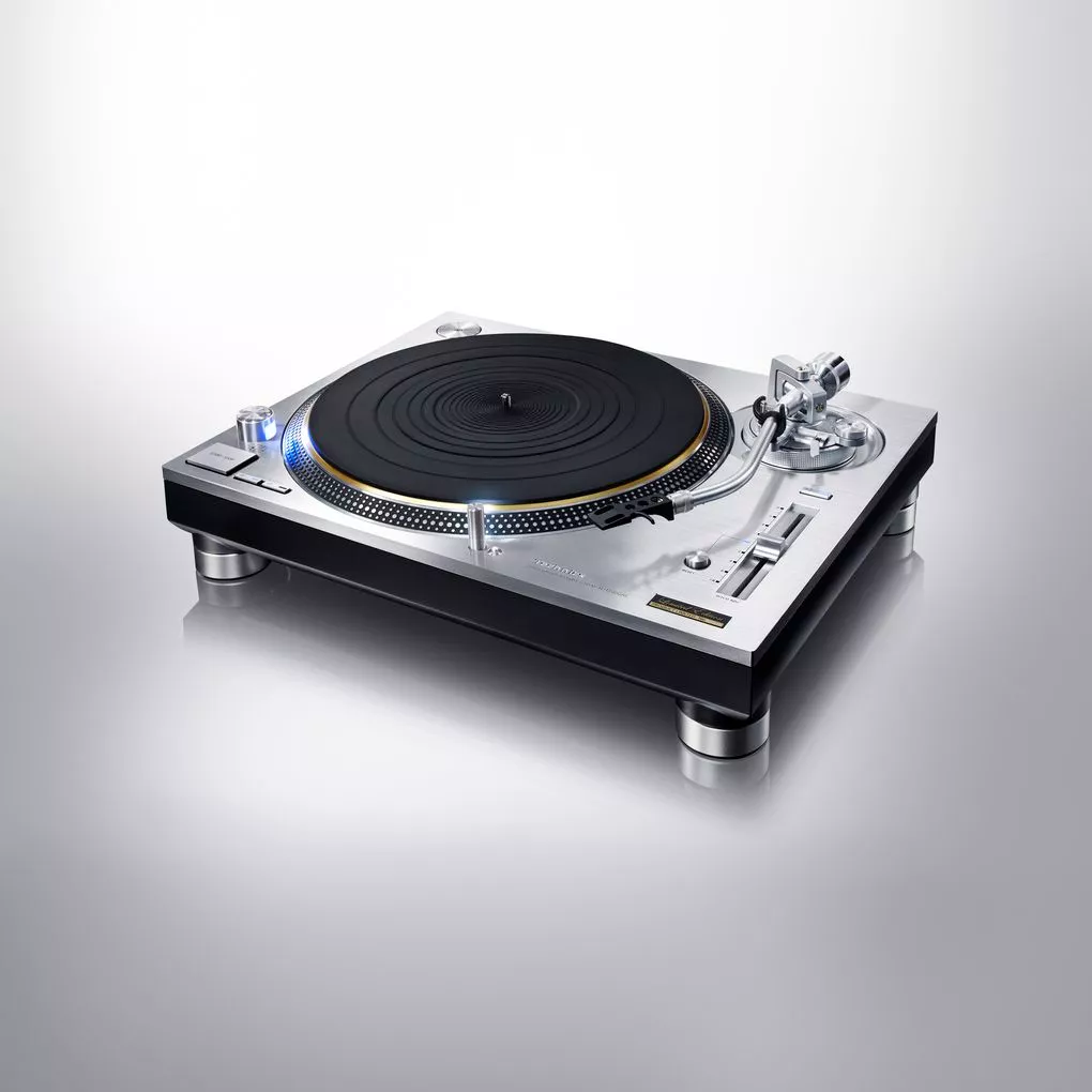 Klassisk vinylspelare tillbaka
