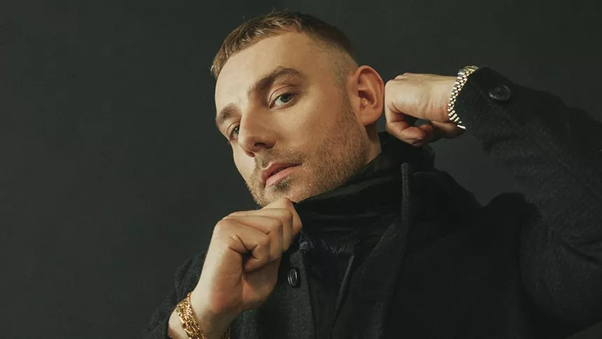 Leger med gutterne på motorvejens himmelstrøg