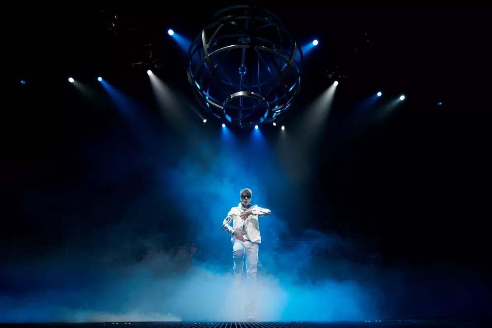 Beliebers tømmer sparebøssa på auksjon