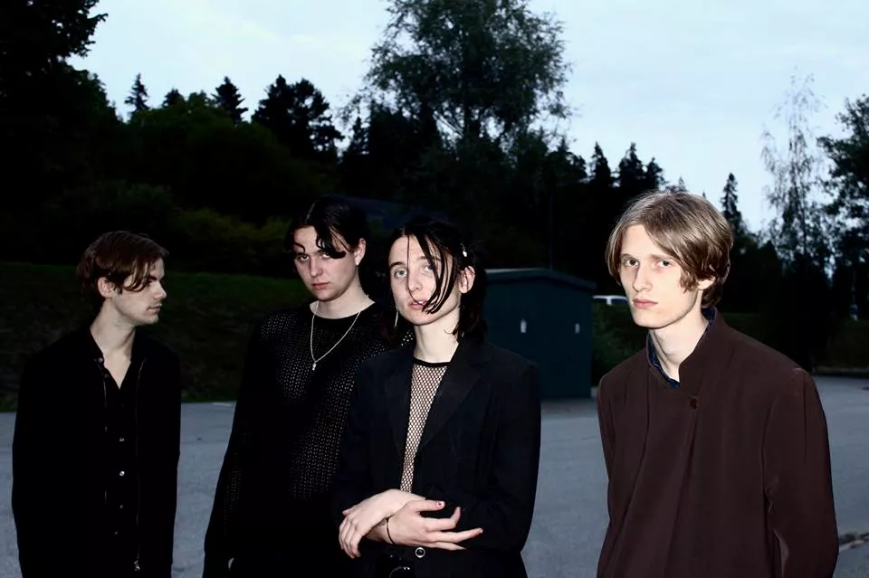 Svensk postpunk på kollisionskurs