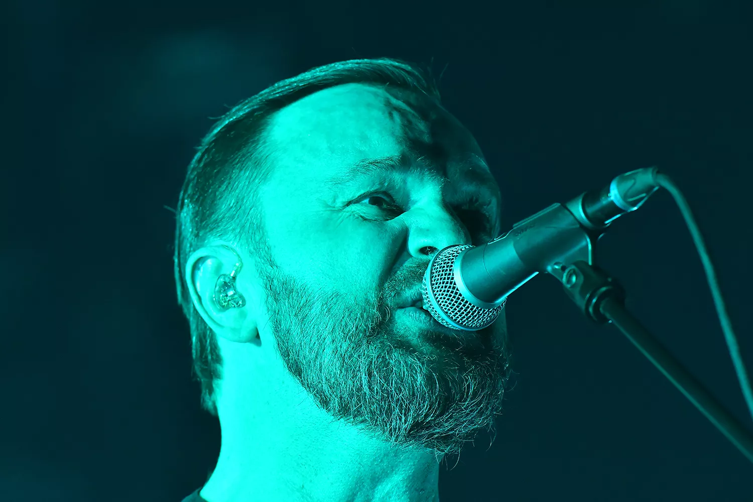 Opvisning i vellyd til fuld plade. Punktum.