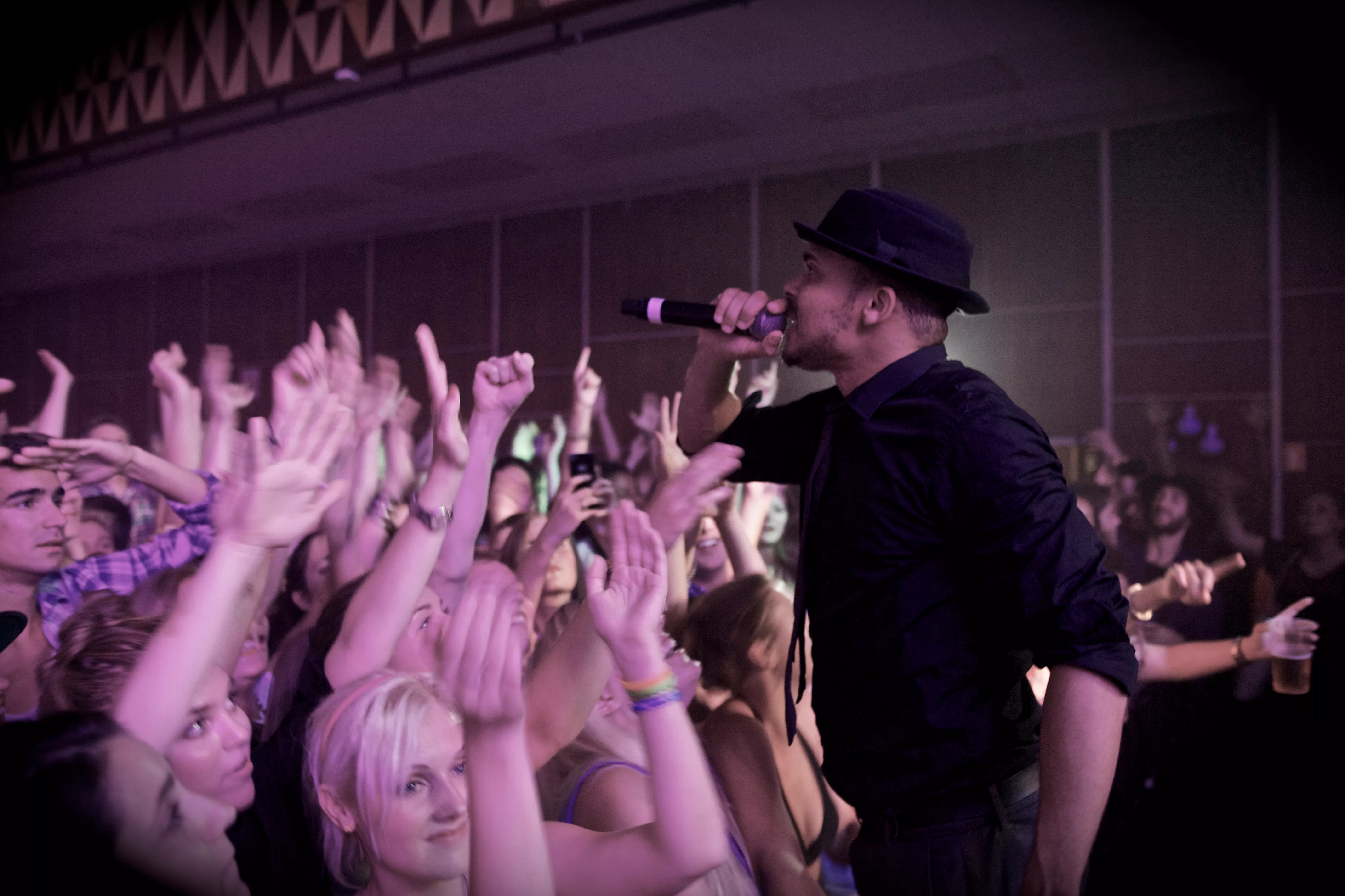 Se masser af fotos fra Strøm Festival