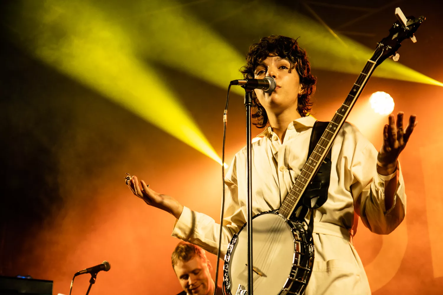 Finurlig indiepop fra overbevisende debutant 