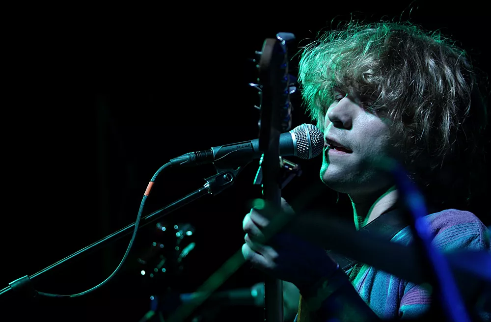 Treefight For Sunlight spiller med vennerne i Vega