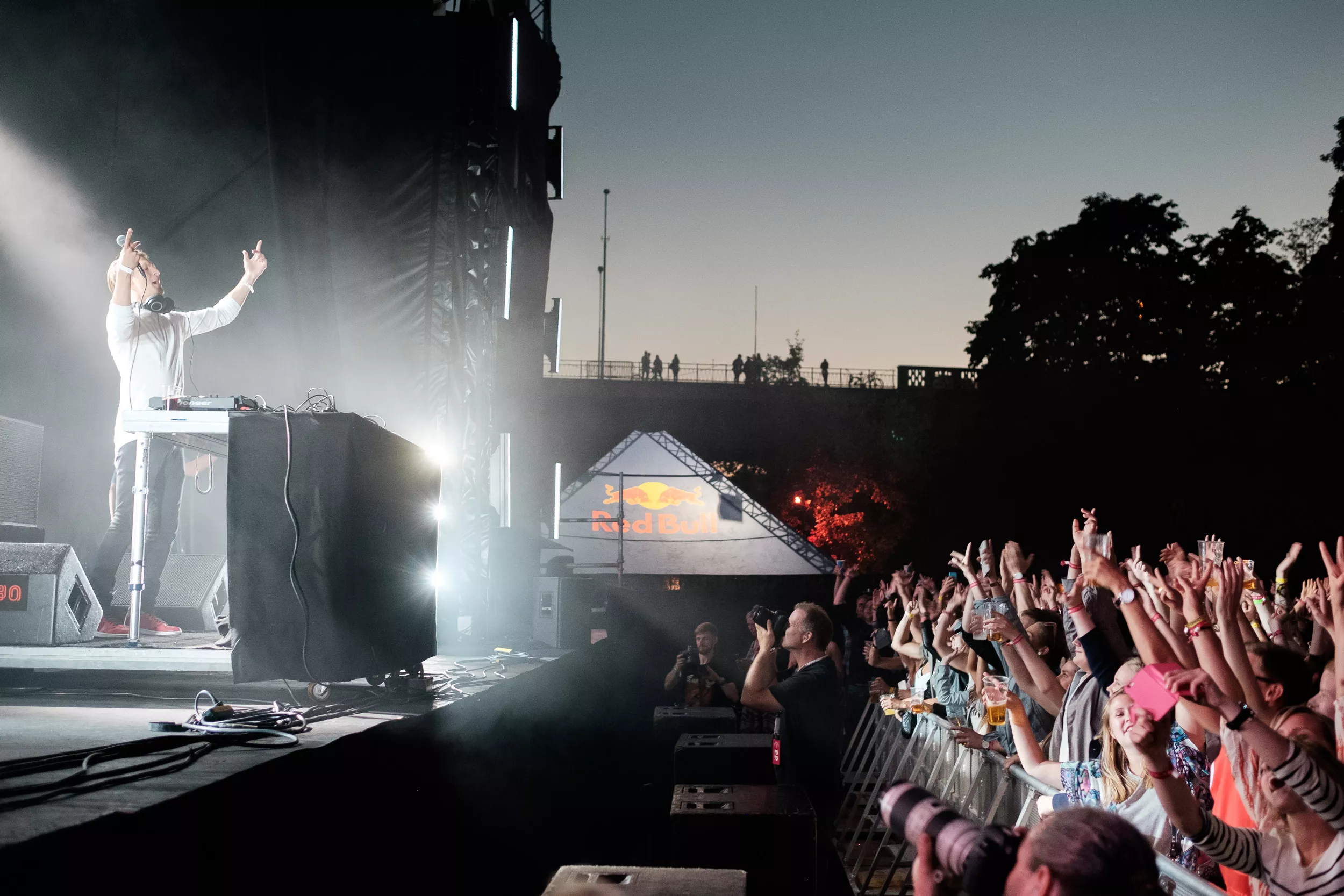 Matoma: Veita Scene, Pstereo