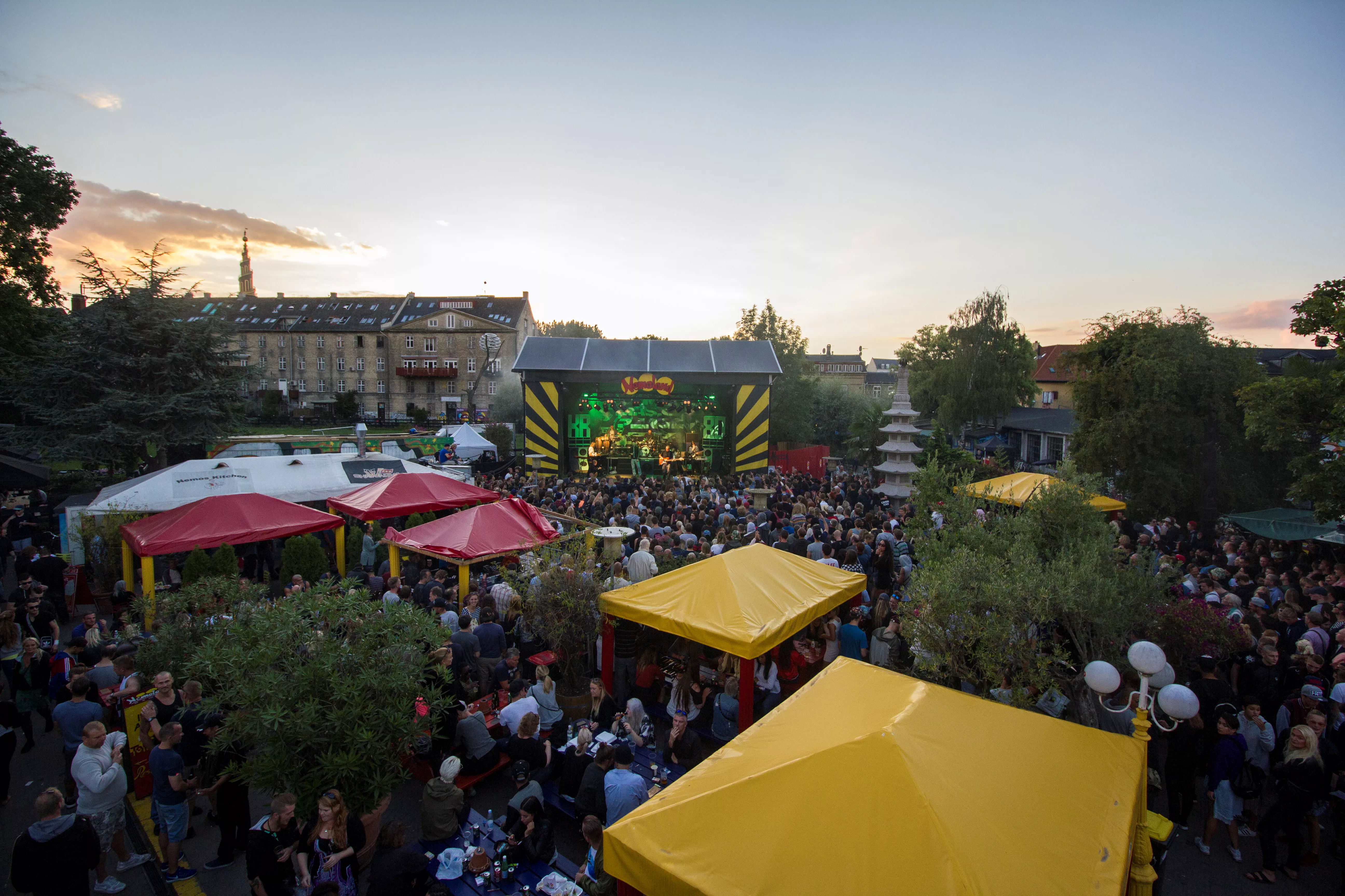 MÅNEDENS SPILLESTED: Nemoland – Frit, fyldt og bredt