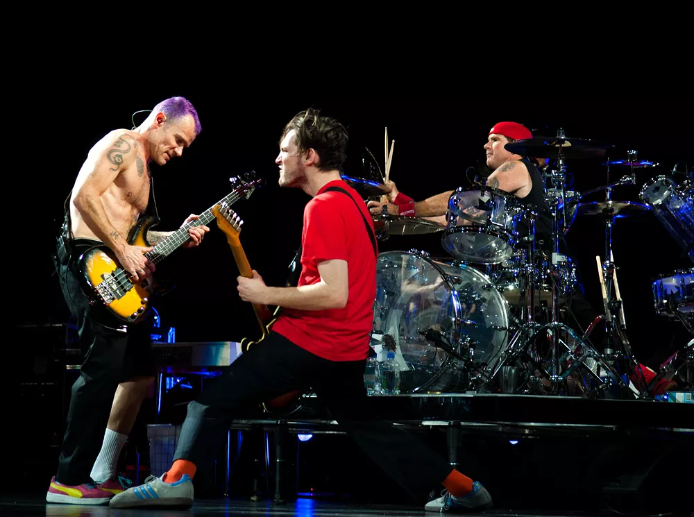 Flea forsvarer RHCP-optræden