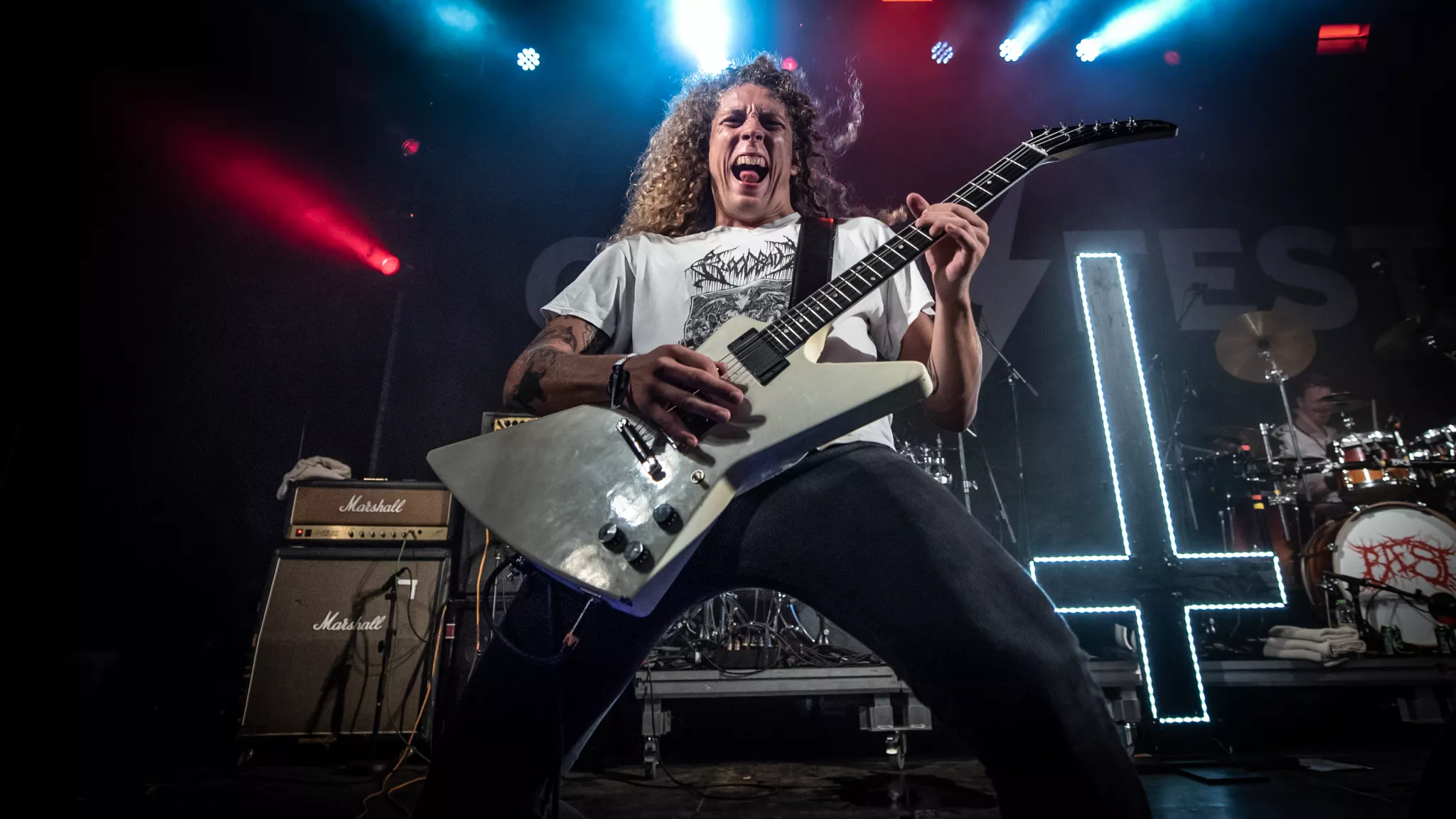 Dødsmetalbandet Baest topper vinyllisten 