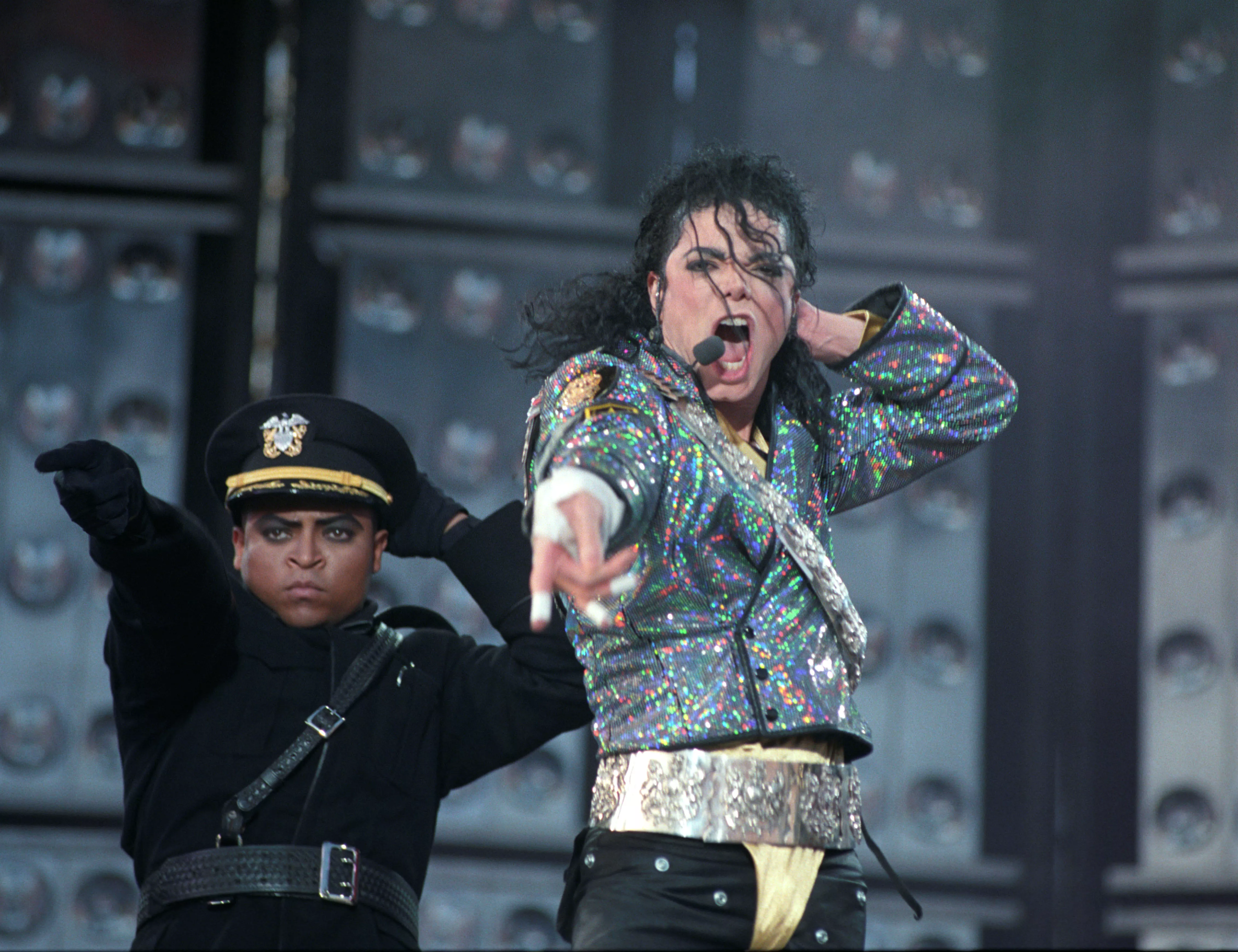 Quincy Jones hevder Michael Jackson stjal sanger