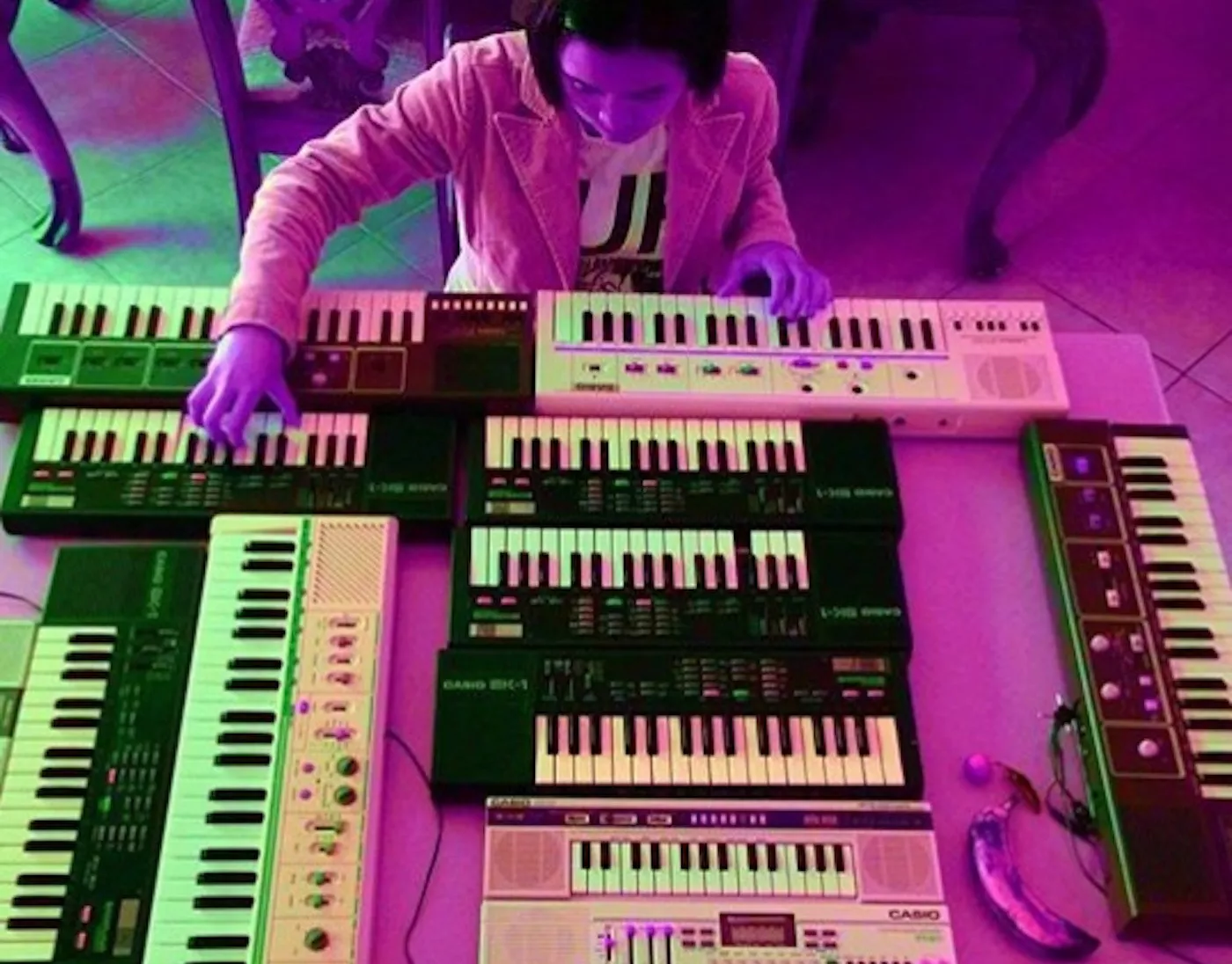 Sprudlende debut fra den dybe undergrund