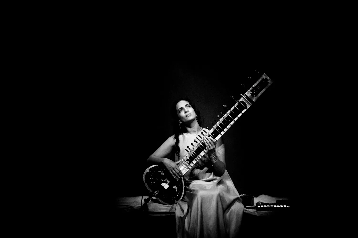 Genremiks med overbevisende autoritet