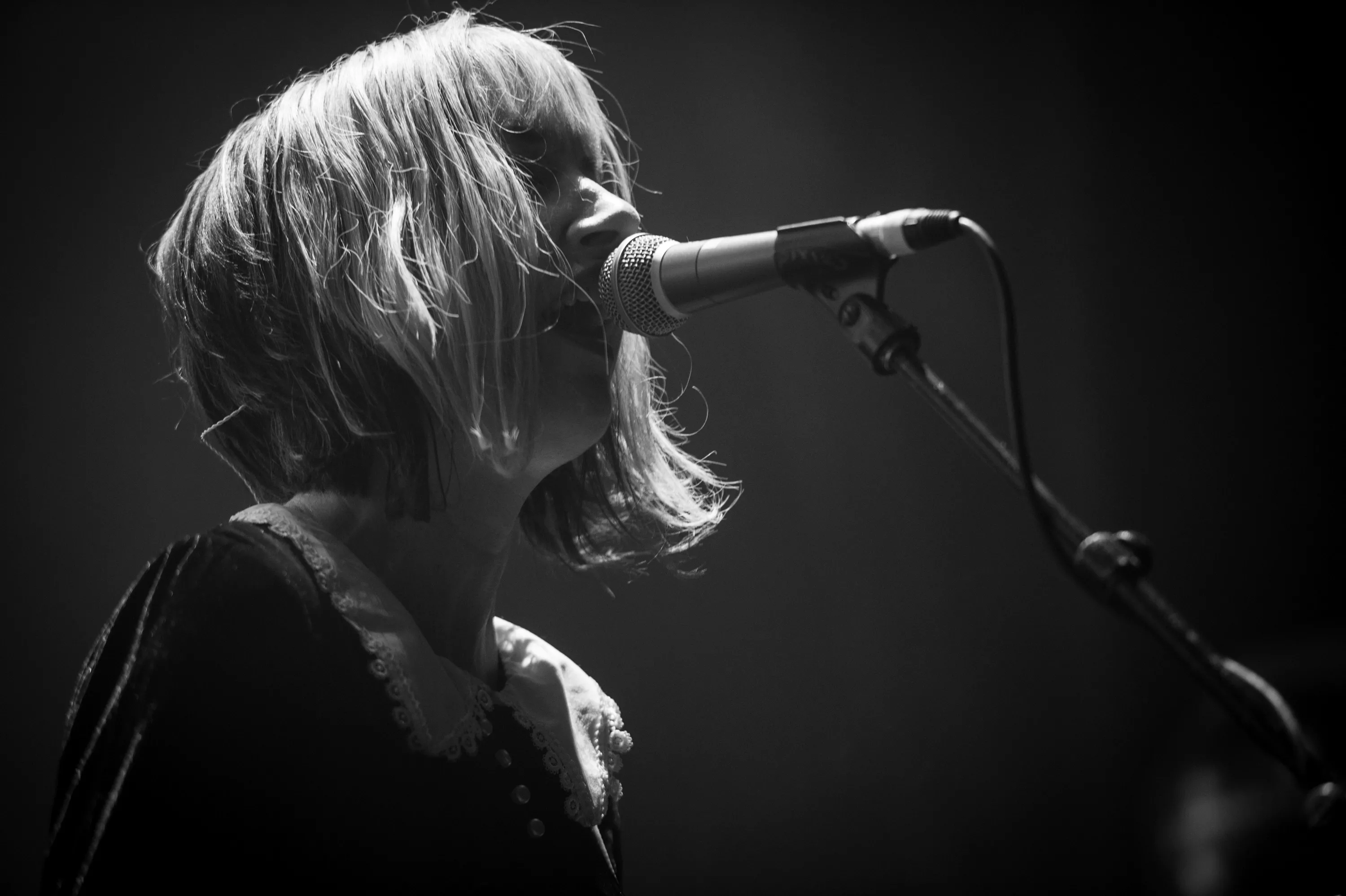 Muffs-frontfigur og tidligere Pixies-bassist død