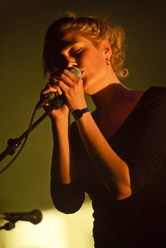 Chimes & Bells skal med Trentemøller på turné