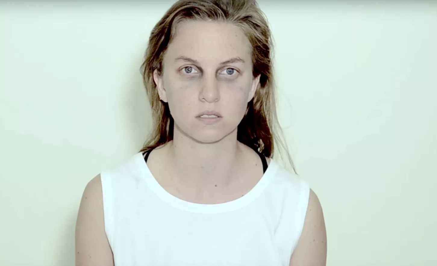 ''Vi fick alla sitta på en stol och sjunga om människans förfall''