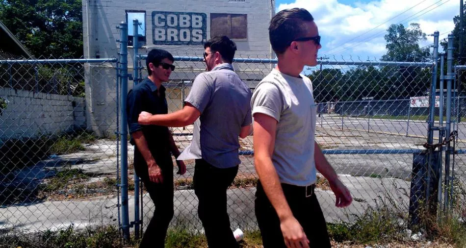 Merchandise til Danmark