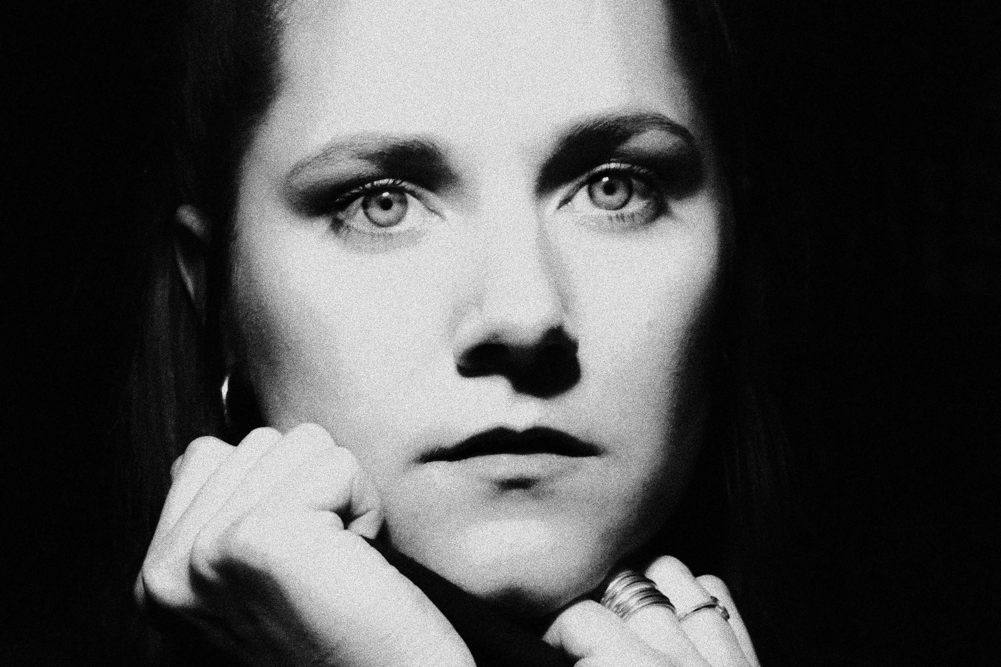 Video: Boho Dancers forsanger danser videre alene