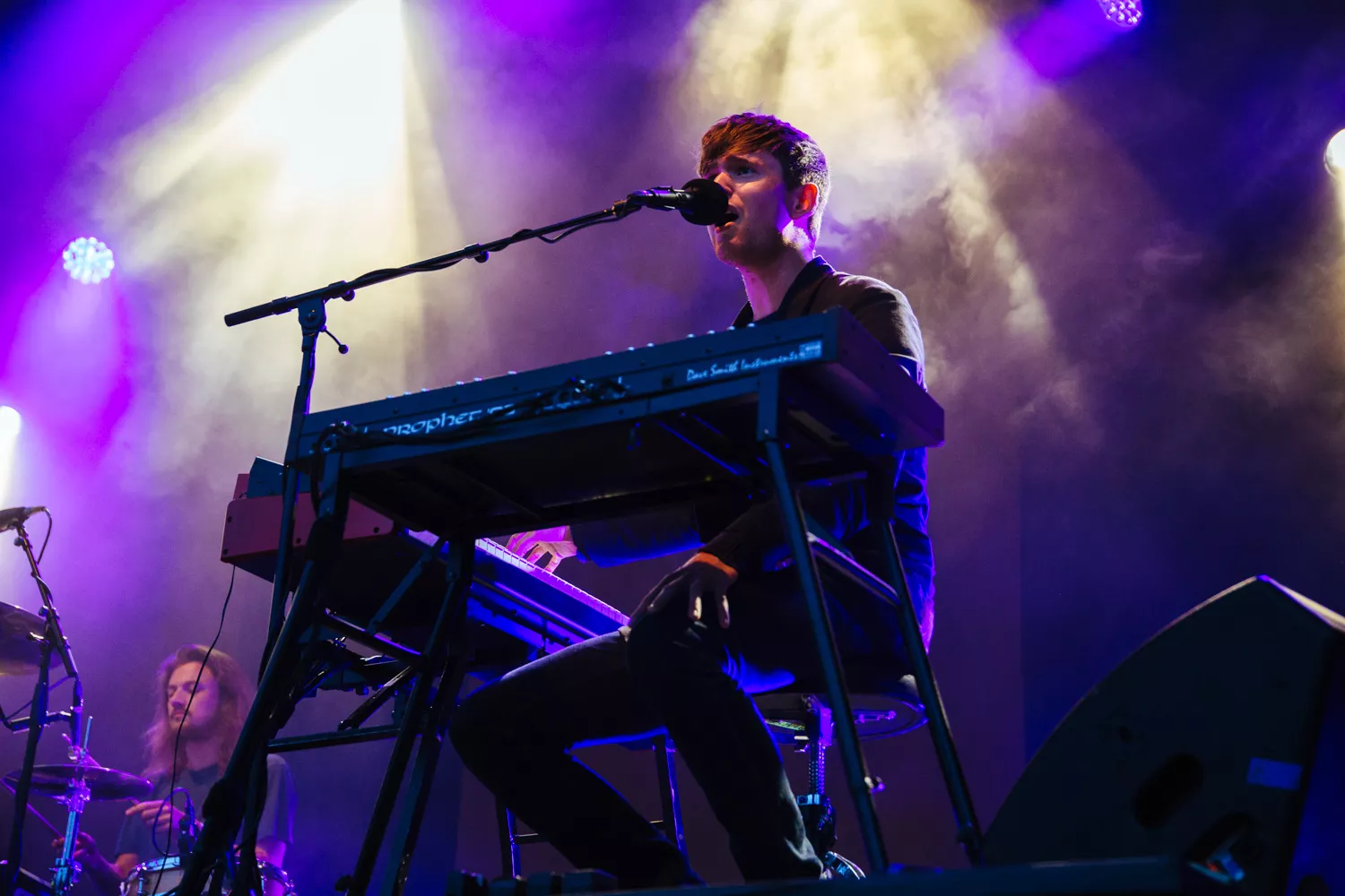 James Blake udgiver nyt album med kort varsel