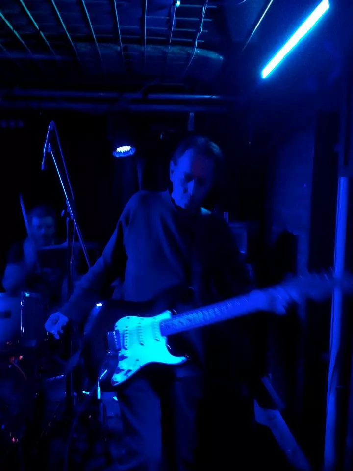 Nekrolog: Lars Bjerre, Alive With Worms, er død, 61 år