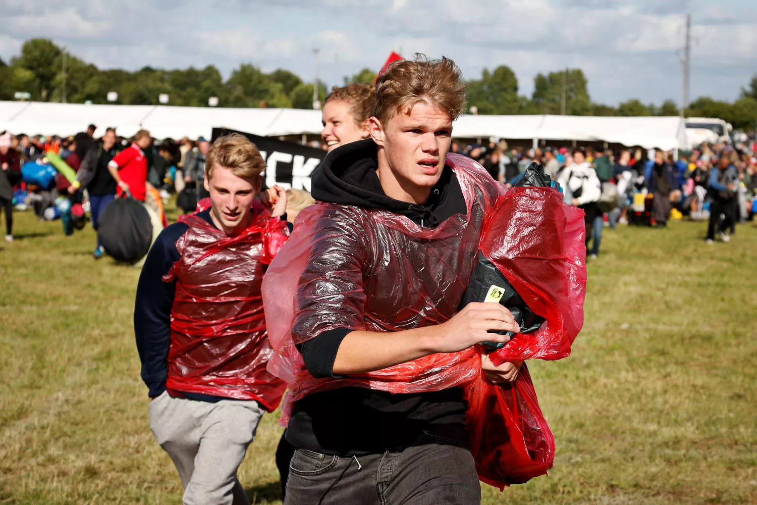 GAFFA TV: Roskilde-portene er åbnet