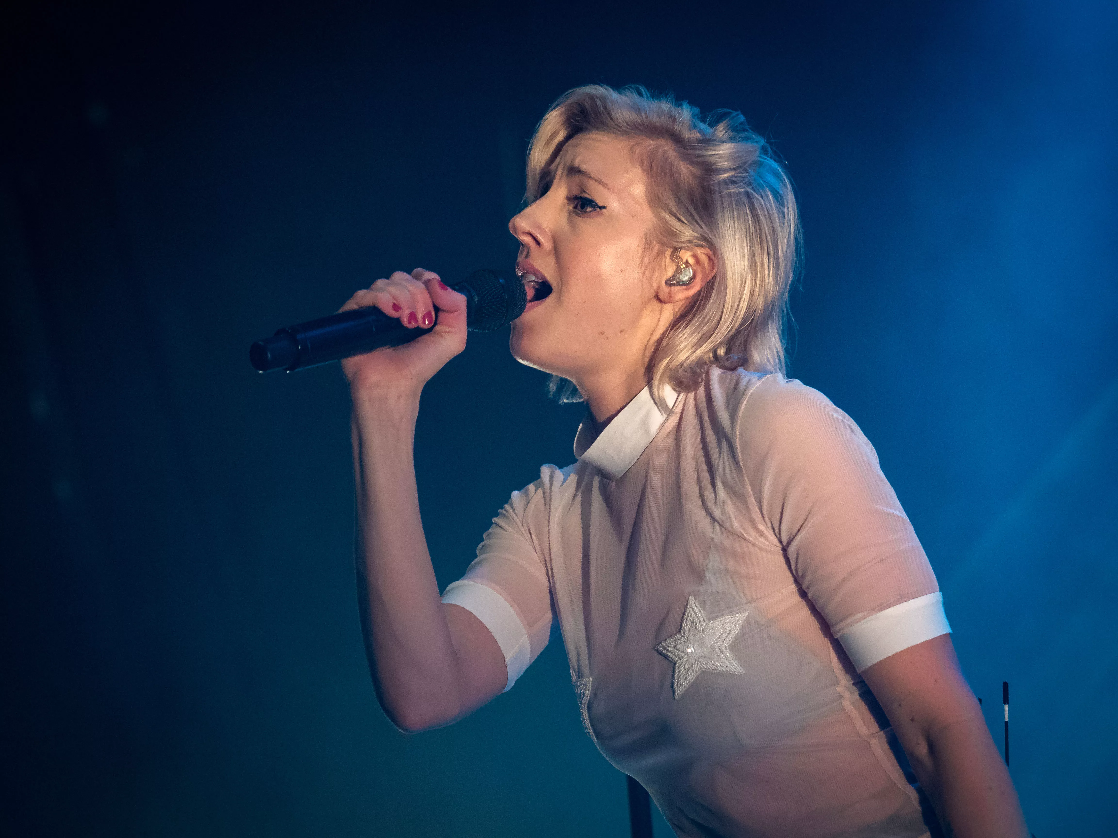 Tjugolappen – nu ska Veronica Maggio bräcka Kapten Röds turné