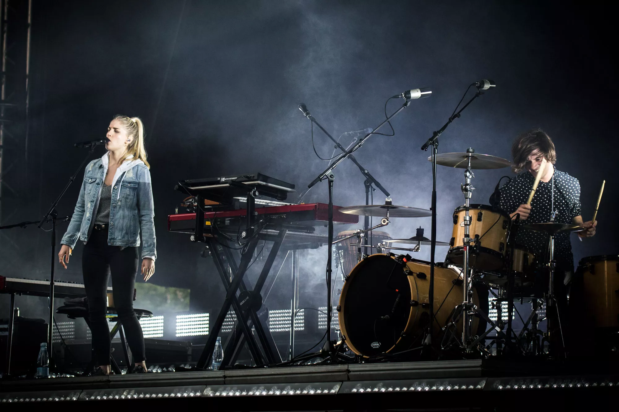 Stemmen bryder larm og stilhed