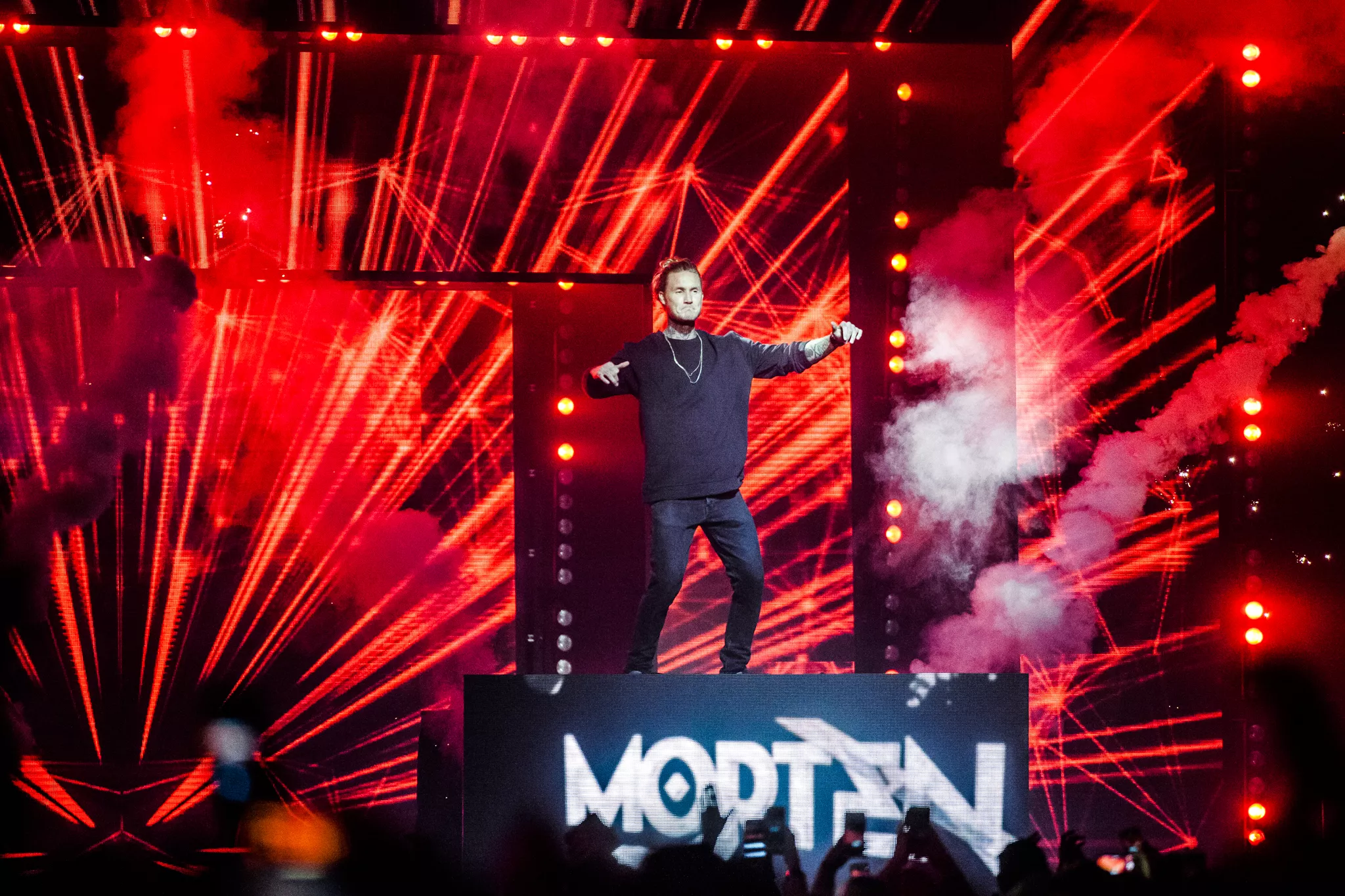 MORTEN gav publikum, hvad de ønskede på Distortion