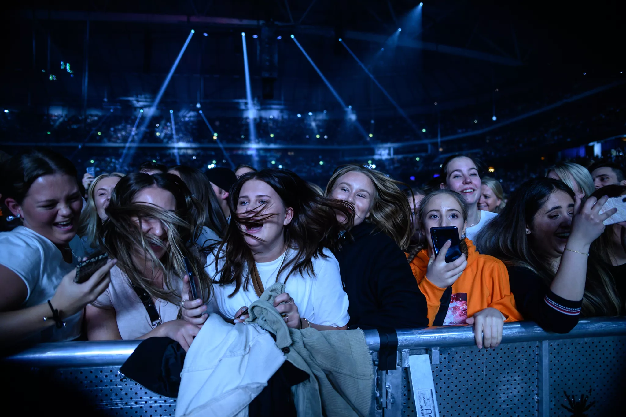 Regeringen er klar til påbud mod større arrangementer