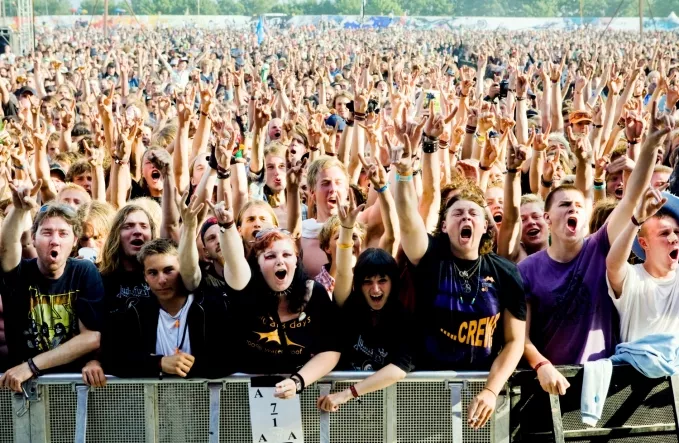 Då spelar dina favoriter på Roskilde