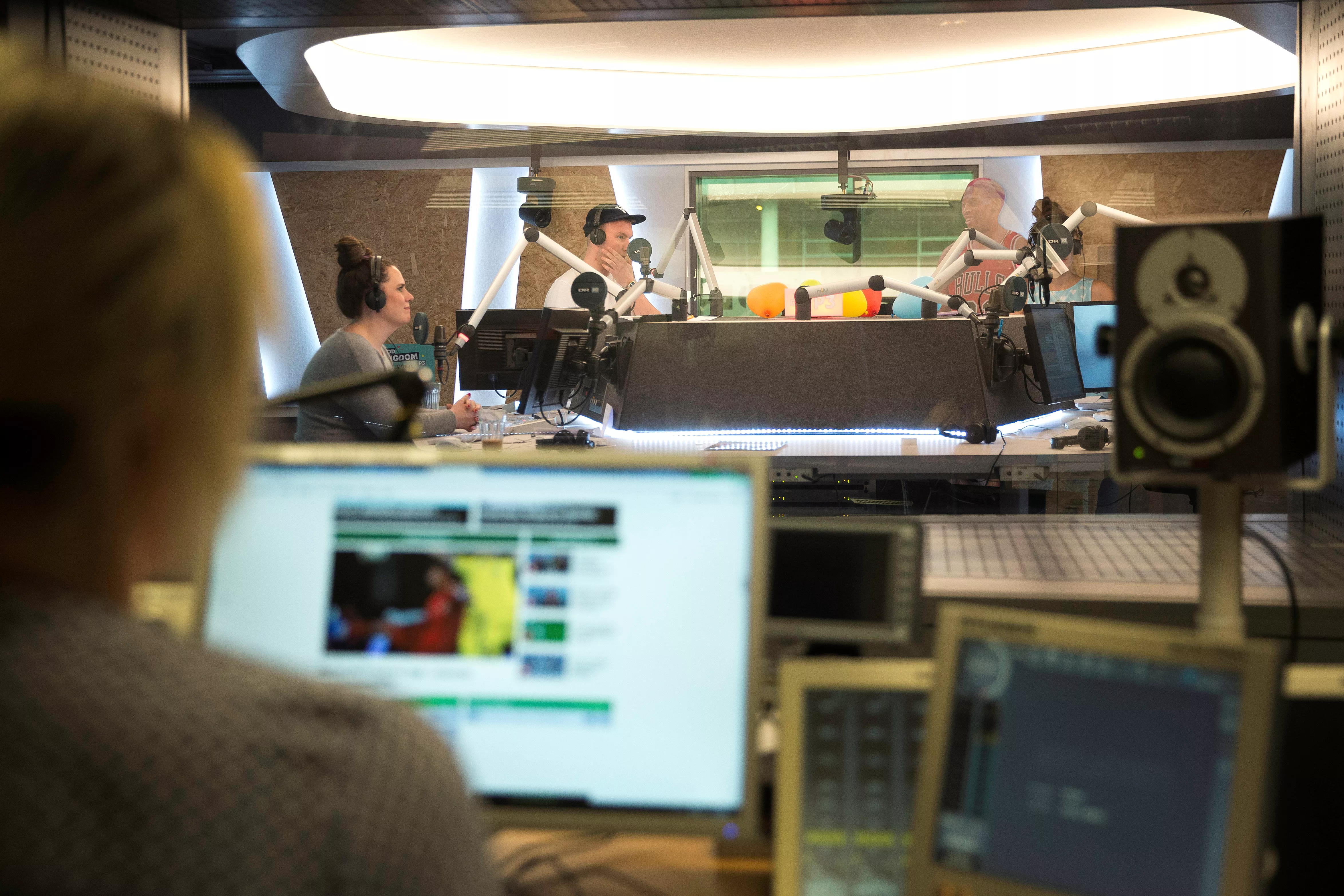 MEST LÄST: 400 sägs upp när flera radiokanaler stängs ner