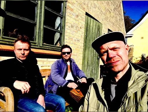 Dial Zero bryder stilheden med ny single “Speed Wobbles”