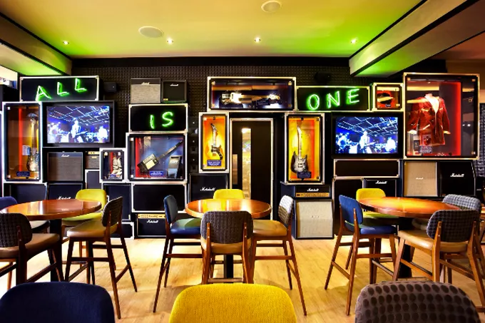 Hard Rock Café fejrer 20 års-jubilæum med nye lokaler