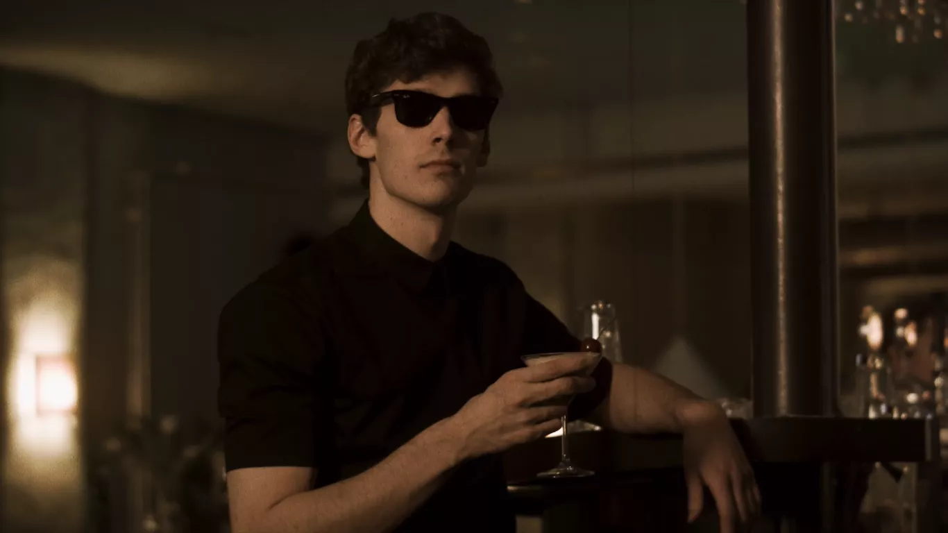 PREMIERE: Hemmelighedsfuldt garagerockband udgiver retro-inspireret musikvideo